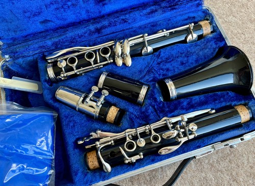 Unbranded clarinet b - bb,